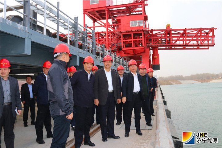 2019年3月18日，济宁市副市长柳景武莅临济矿物流考察调研（路英杰）2.jpg
