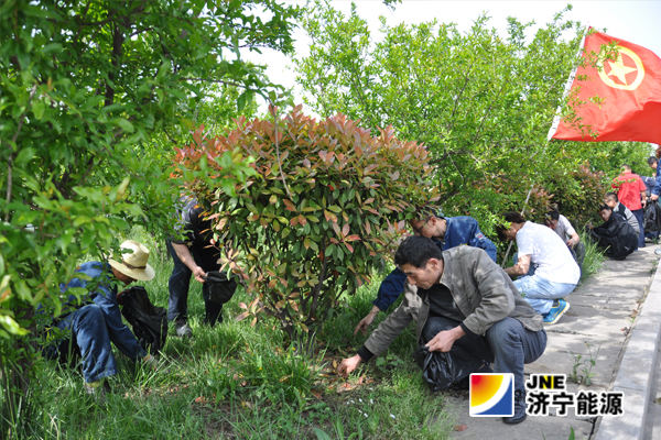 义桥煤矿团委：组织青年义务劳动