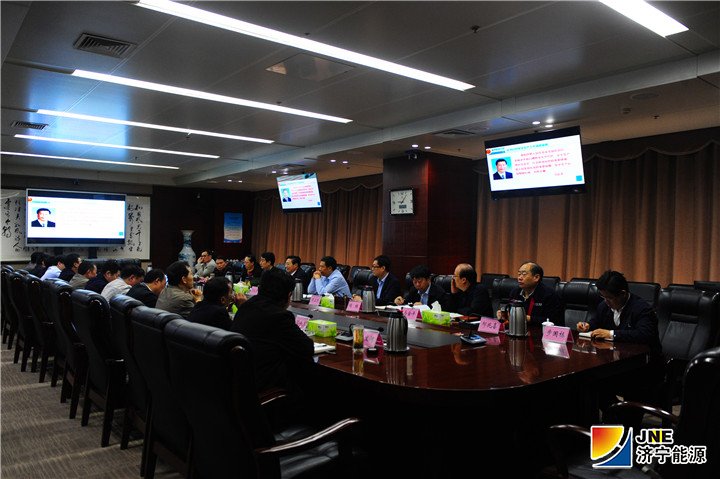 10月12日，集团公司党委理论学习中心组（扩大）学习会议召开_副本1.jpg