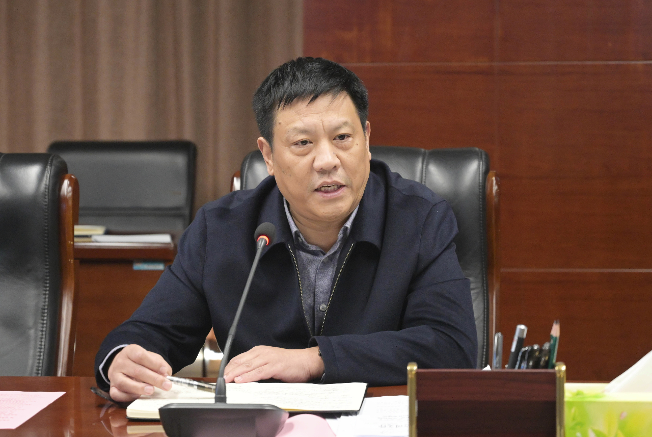集团公司召开煤矿机电工作会议1.jpg