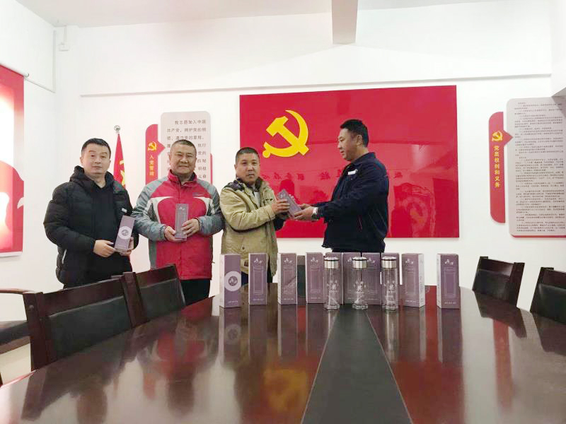 花园煤矿组织开展“学习强国”积分兑换礼品活动.jpg