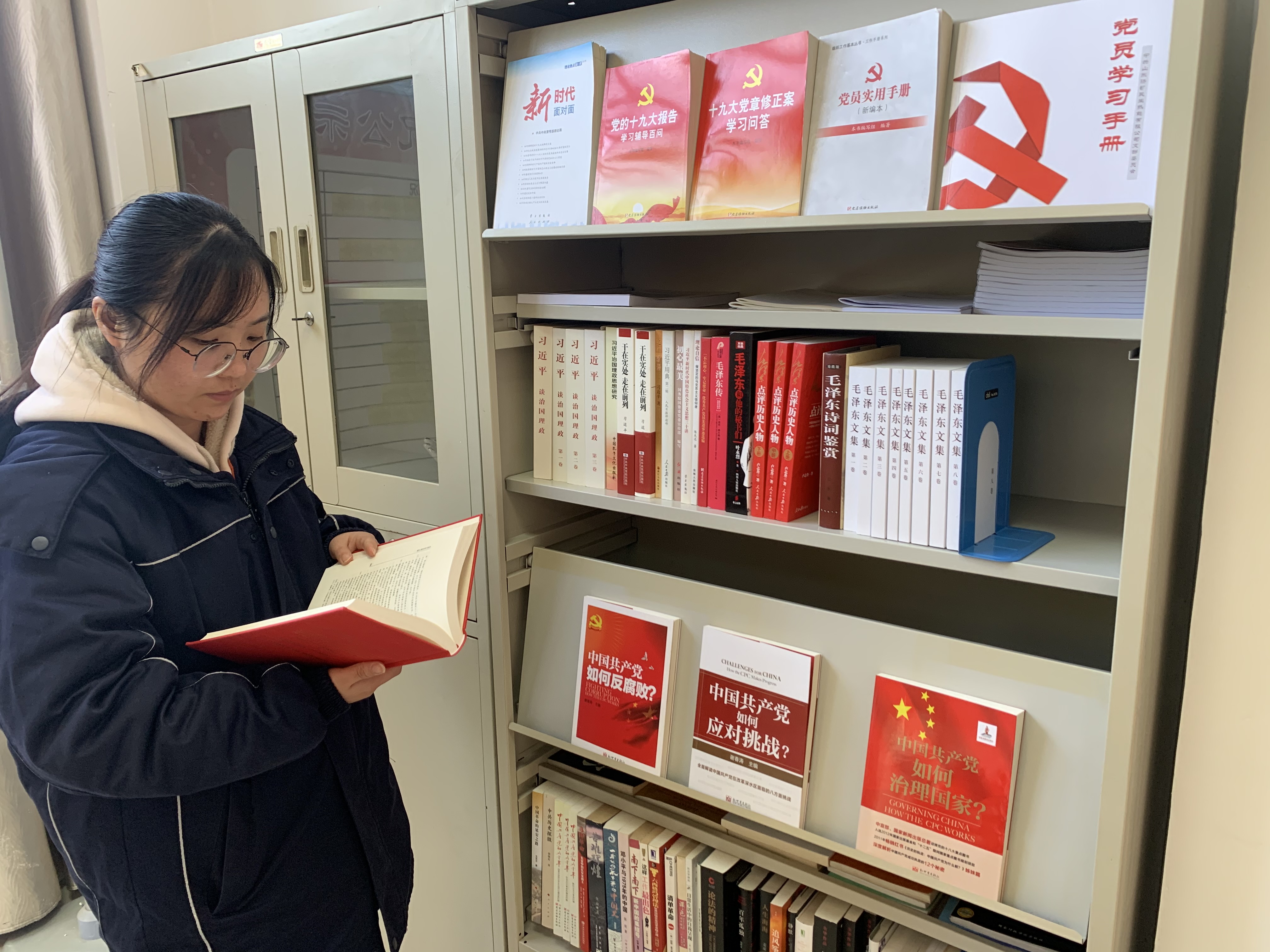 民生热能：“党建图书角”建到一线，学习“新驿站”受欢迎.png