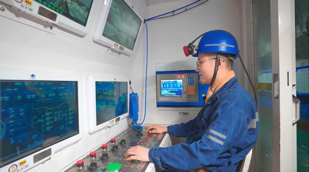 1764818502131281.jpg 002.jpg